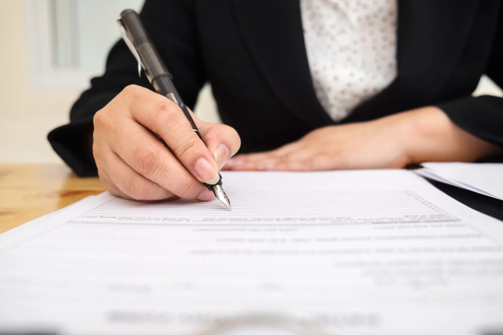 Cómo redactar bien los Contratos Laborales
